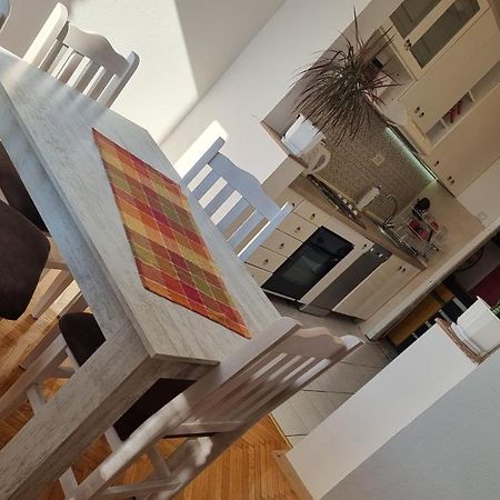 Risto Apartment Скопье Экстерьер фото