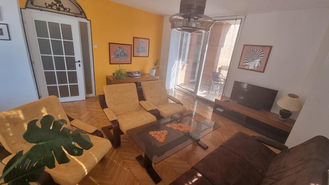 Risto Apartment Скопье Экстерьер фото